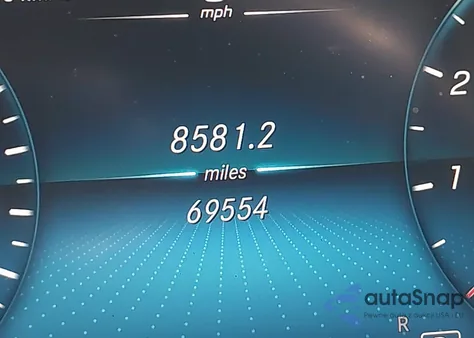 2020 Mercedes-Benz Glc 300 Coupe 4Matic z USA, uszkodzony, nr VIN WDC0J8EB0LF675056